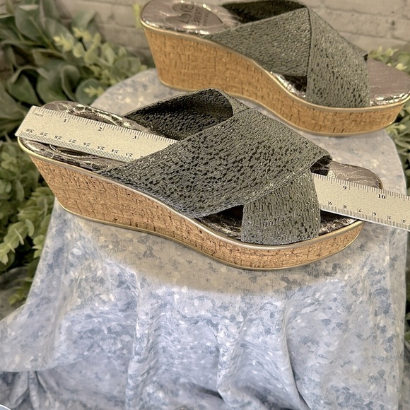 Love & Liberty Pewter Metallic Cross-Band Faux Cork Wedge Sandals WMS 9M🩶NWOT - Picture 10 of 12